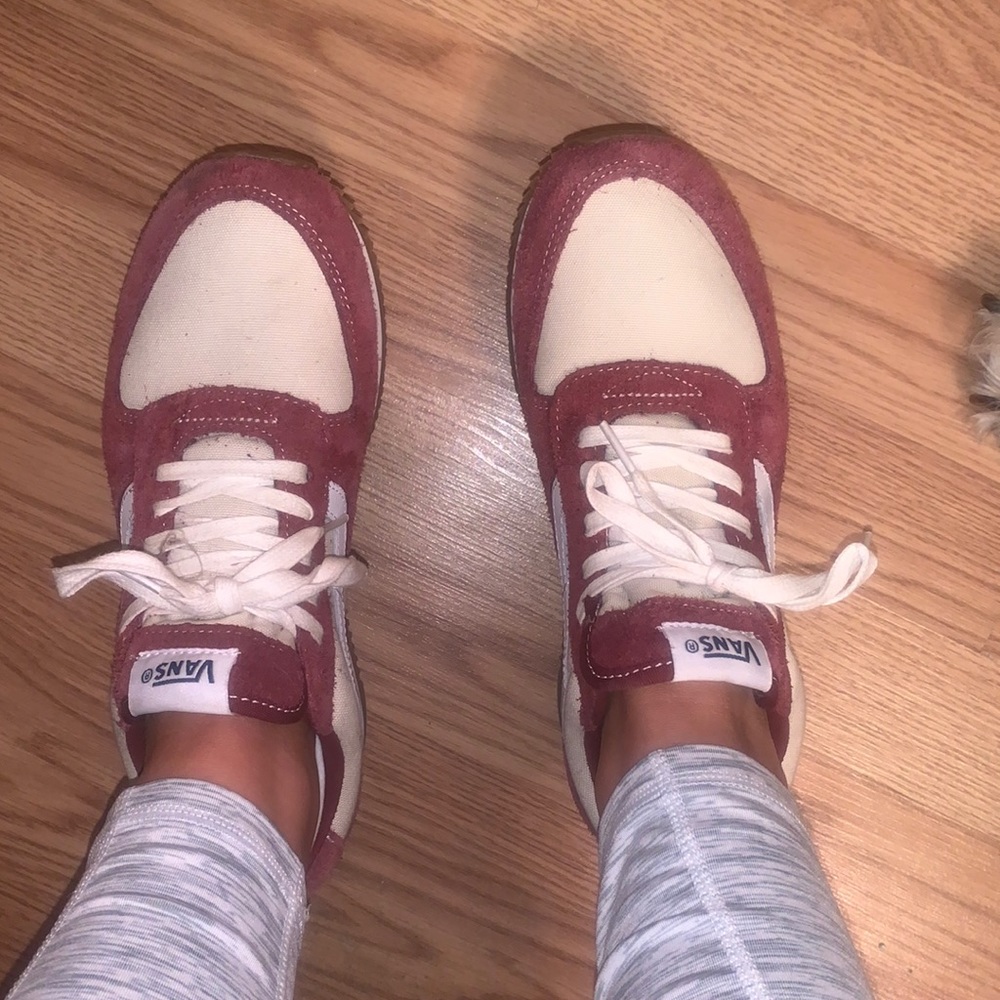 Rare Vans Runners size women’s 9
